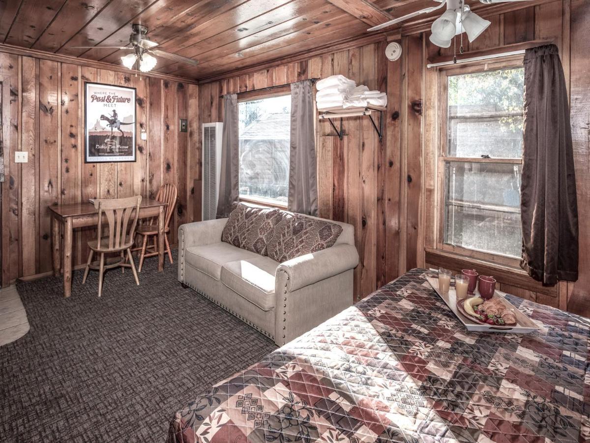 Apache Village 10, King Studio, Midtown, Sleeps 2 Ruidoso Ngoại thất bức ảnh