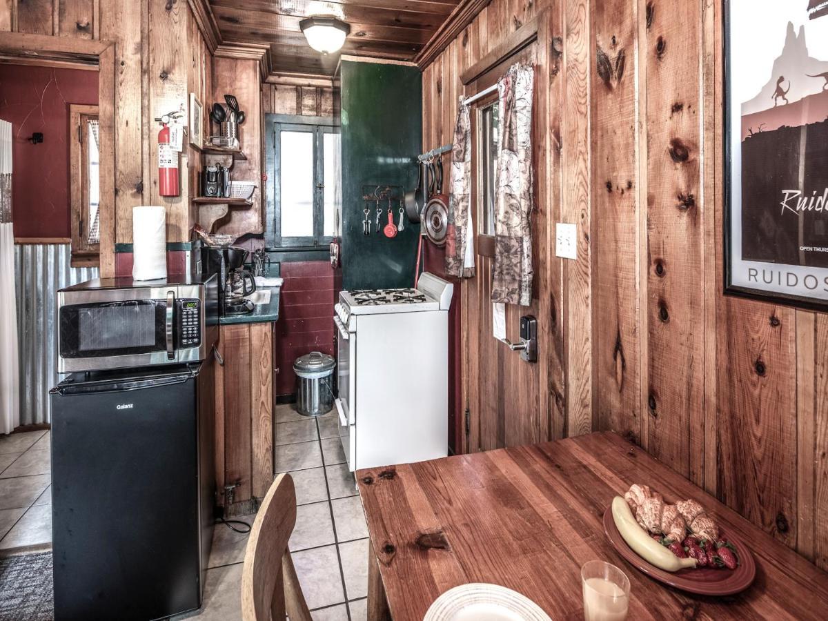 Apache Village 10, King Studio, Midtown, Sleeps 2 Ruidoso Ngoại thất bức ảnh